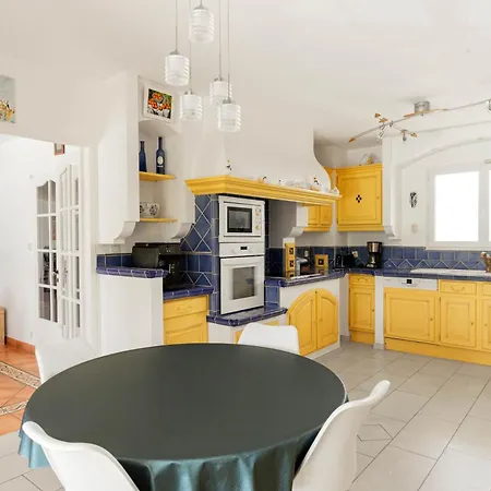 La Cavayere Swimming Pool Air Conditioning Villa Carcassonne