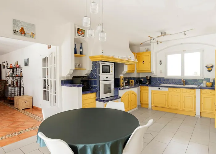 La Cavayere Swimming Pool Air Conditioning Villa Carcassonne